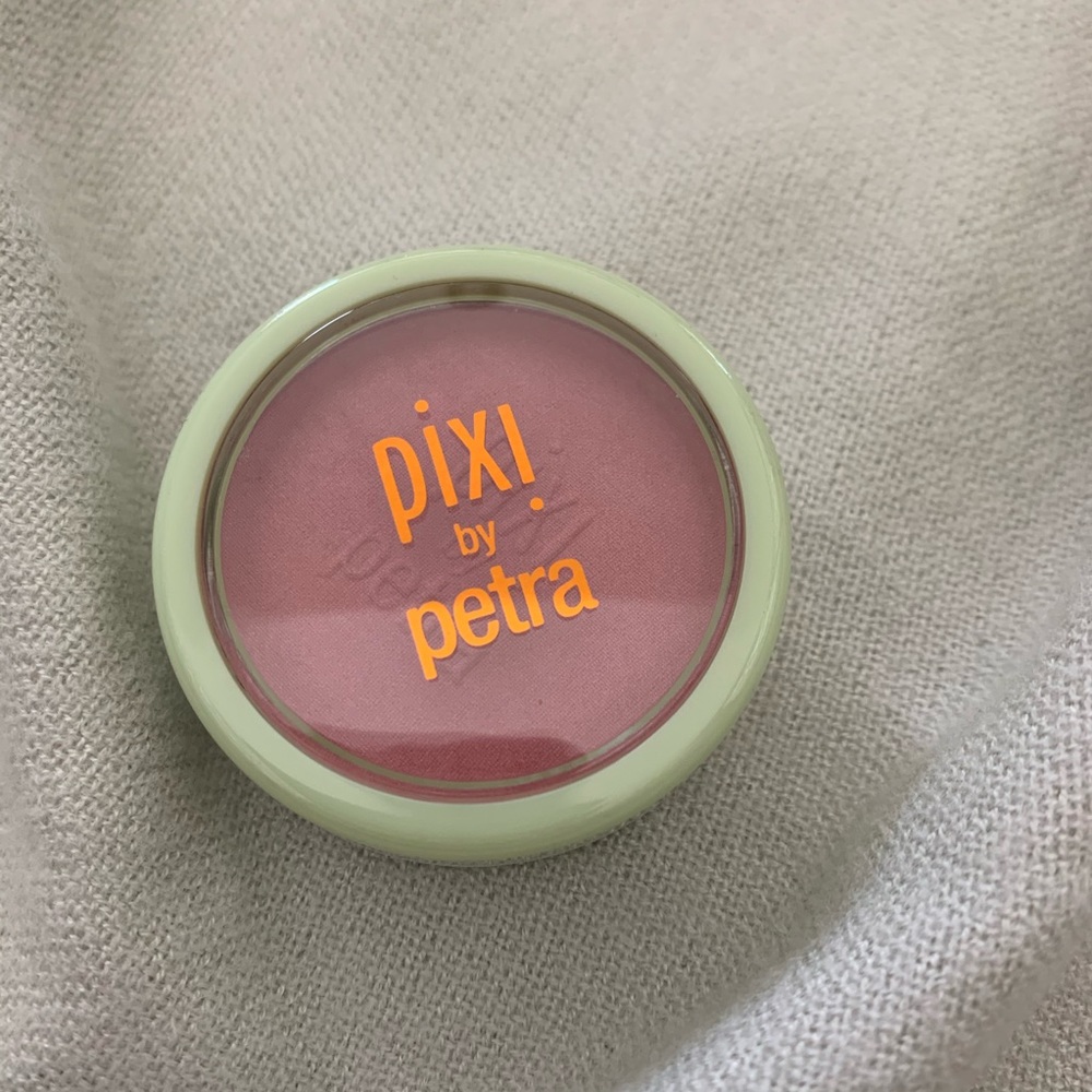 Pixi Blush : Whisper Pink